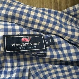 Vineyard vines button up